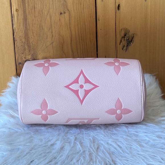 Louis Vuitton Papillon BB Monogram Empreinte Leather in Pastel Light Pink - Picture 4 of 15